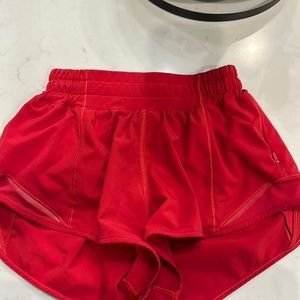 Lululemon hotty hot shorts size 0 2.5 in red. Like new